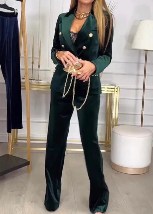 Nora - Elegancki zestaw z aksamitu